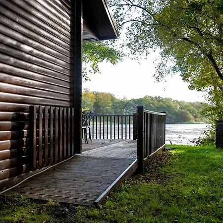 Dom wakacyjny Heron With Hot-tub Carlisle (Cumbria)