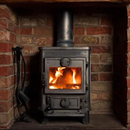 Heron With Hot-tub 度假居 卡莱尔